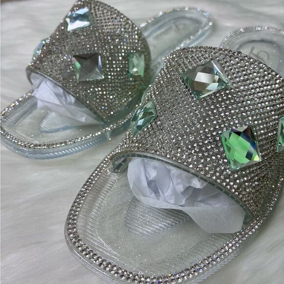 NIB Lauren Lorraine Bianca Clear Embellished Sparkle Slide Sandals - Picture 8 of 8